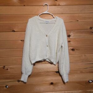 Women's Willow & Wind Sherpa White Fuzzy V Neck Button Front Cardigan Sweater